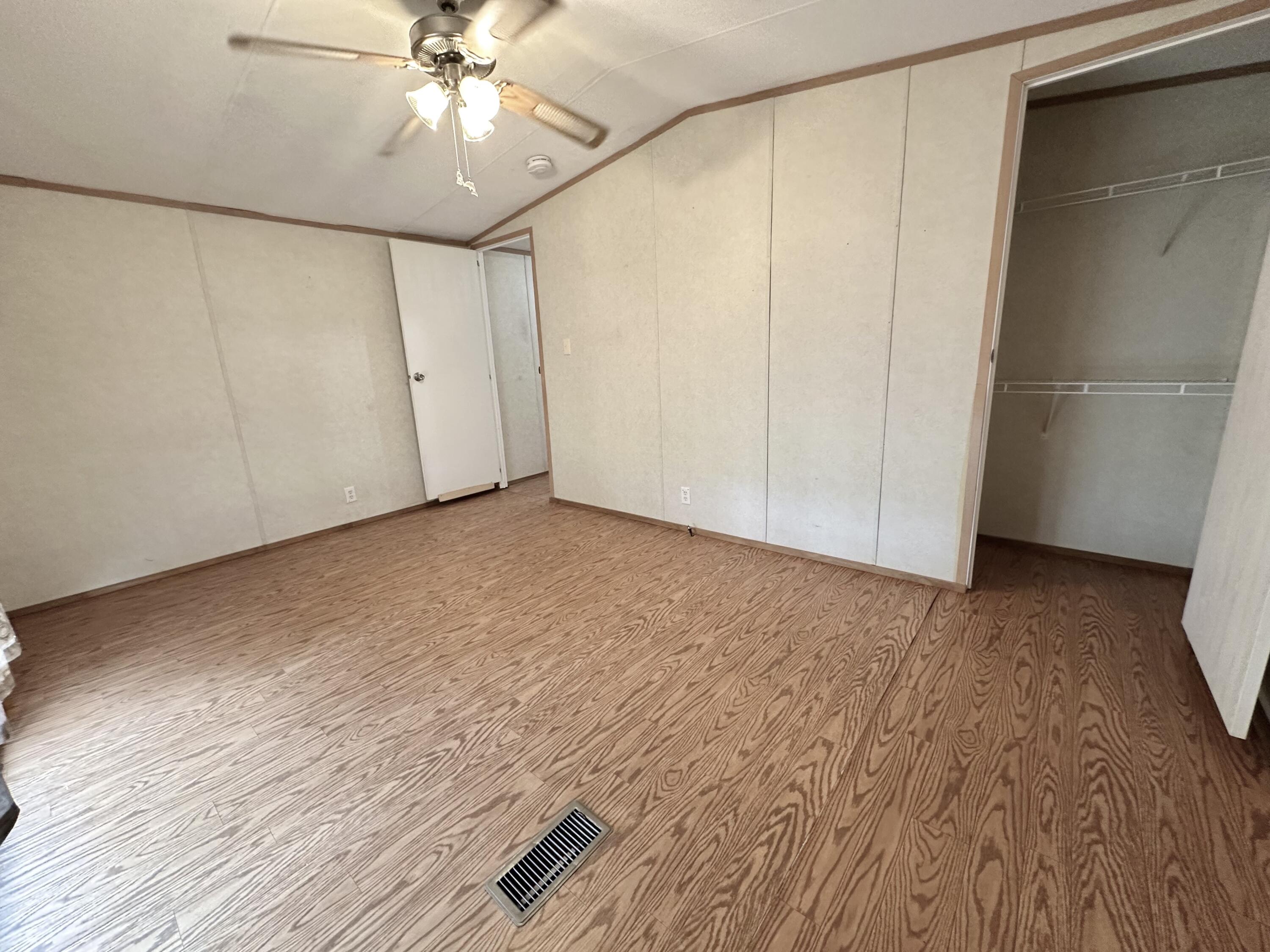 OAKWOOD HILLS UNIT 3 - Residential