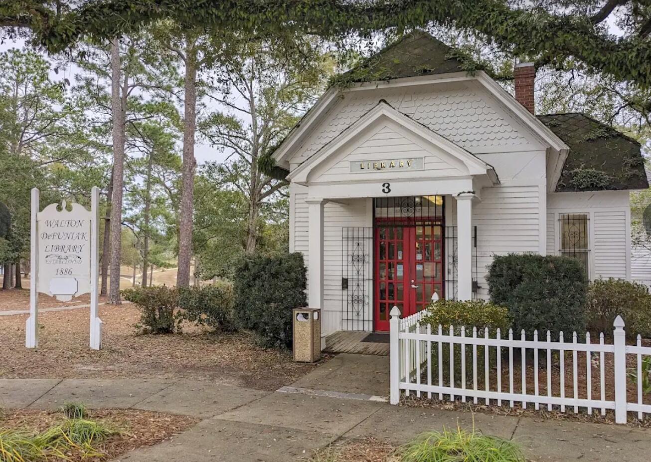 OAKWOOD HILLS UNIT 3 - Residential