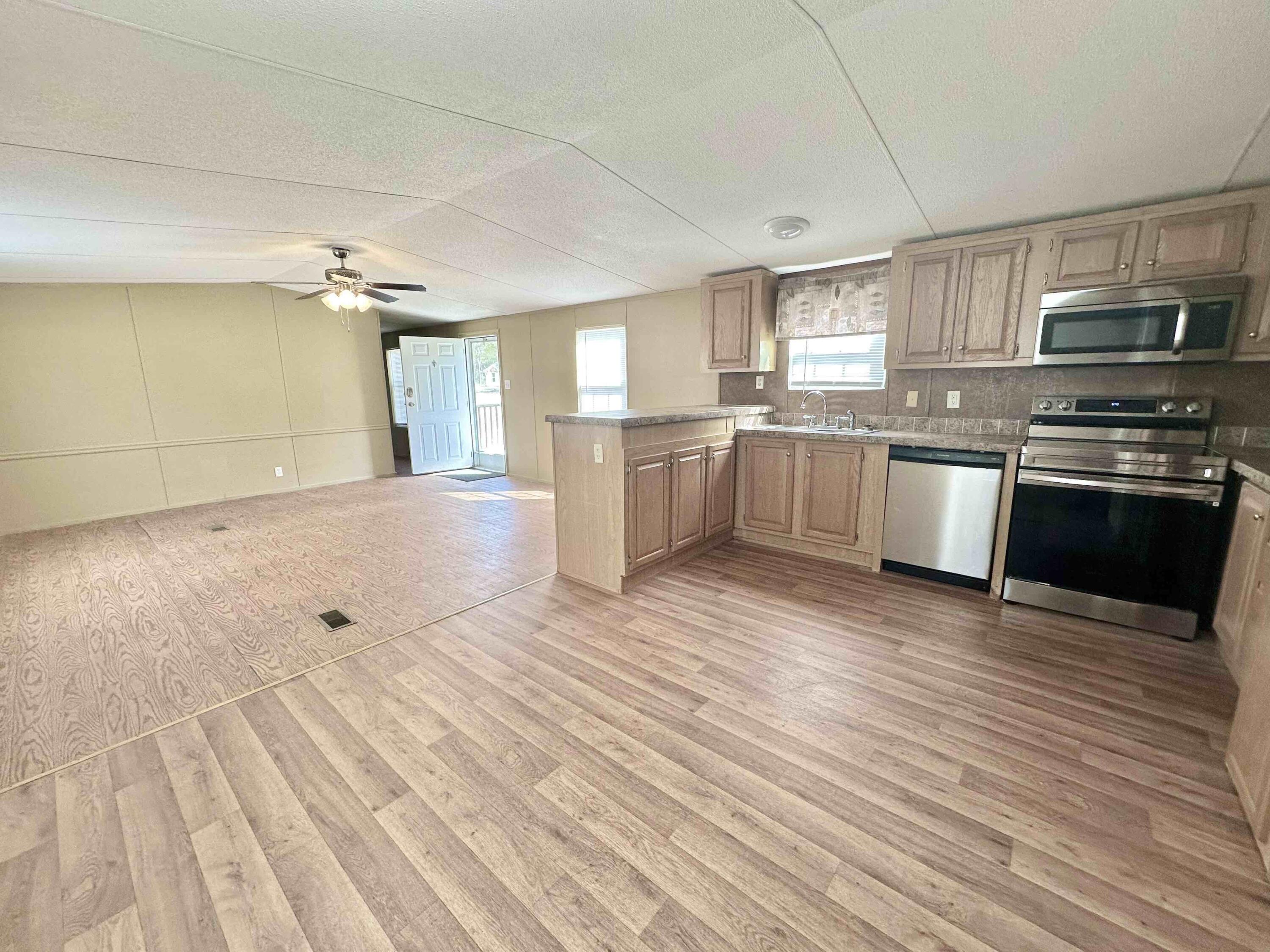 OAKWOOD HILLS UNIT 3 - Residential