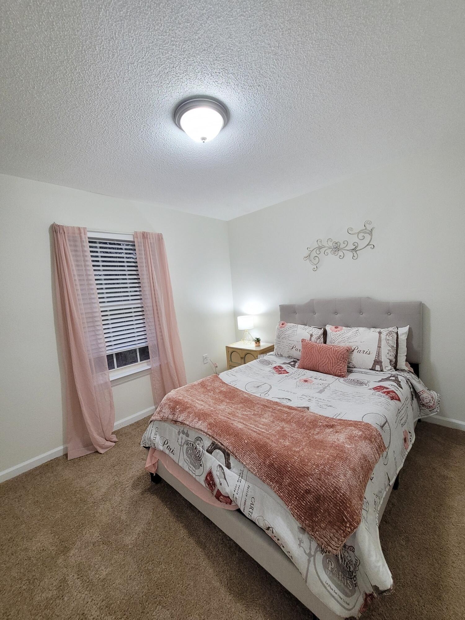 MCLAUGHLIN & HARRIS - Residential