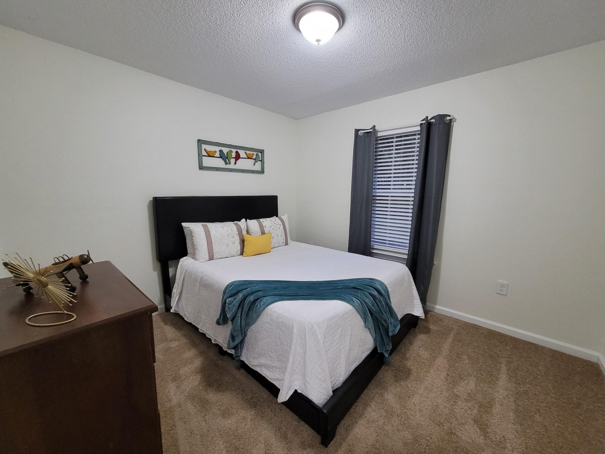 MCLAUGHLIN & HARRIS - Residential