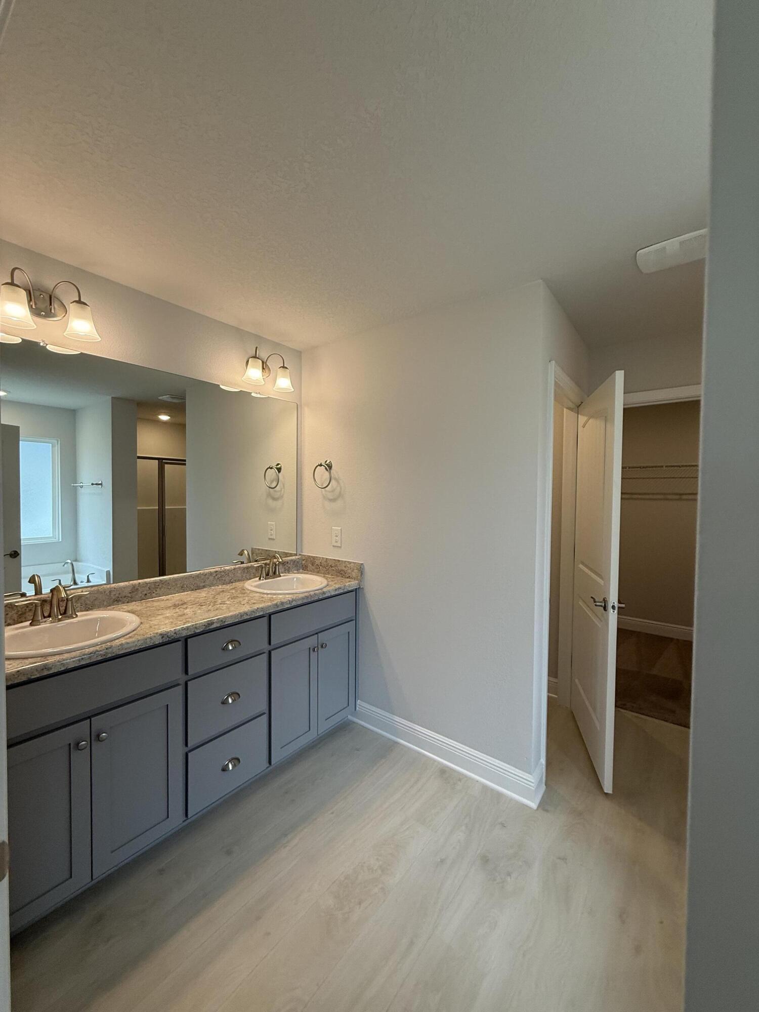 Ashton View - Residential