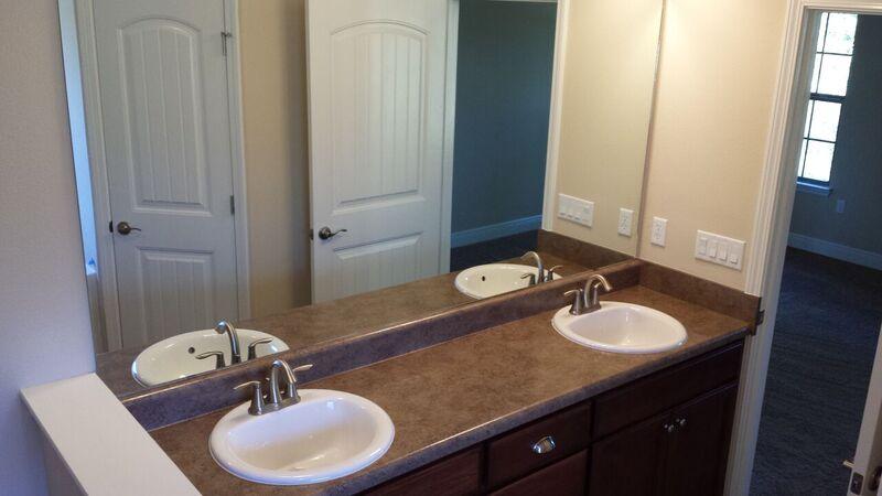 SILVER CREEK ESTATES - Residential