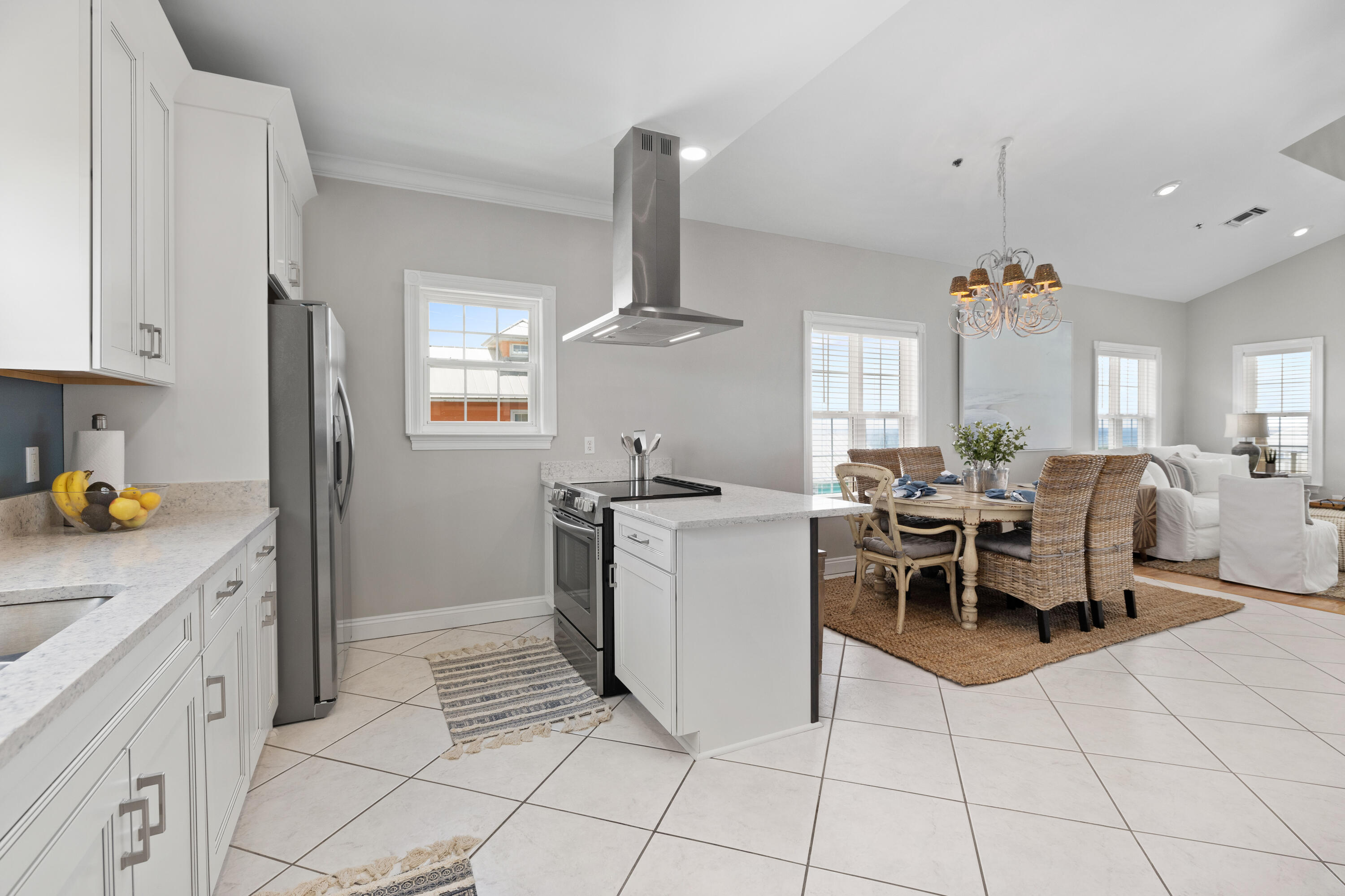 SUMMER TOWNE - Residential