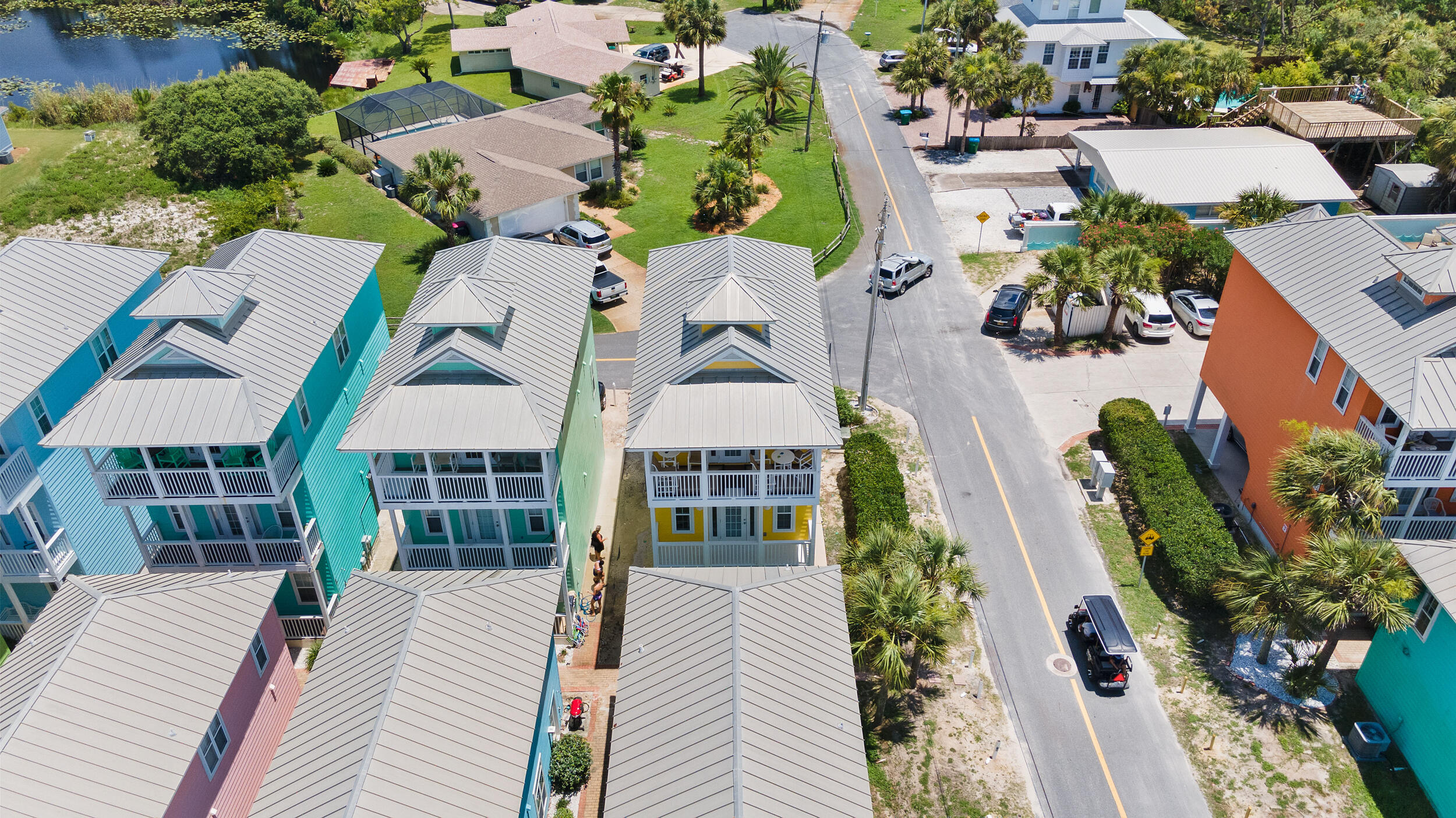 SUMMER TOWNE - Residential