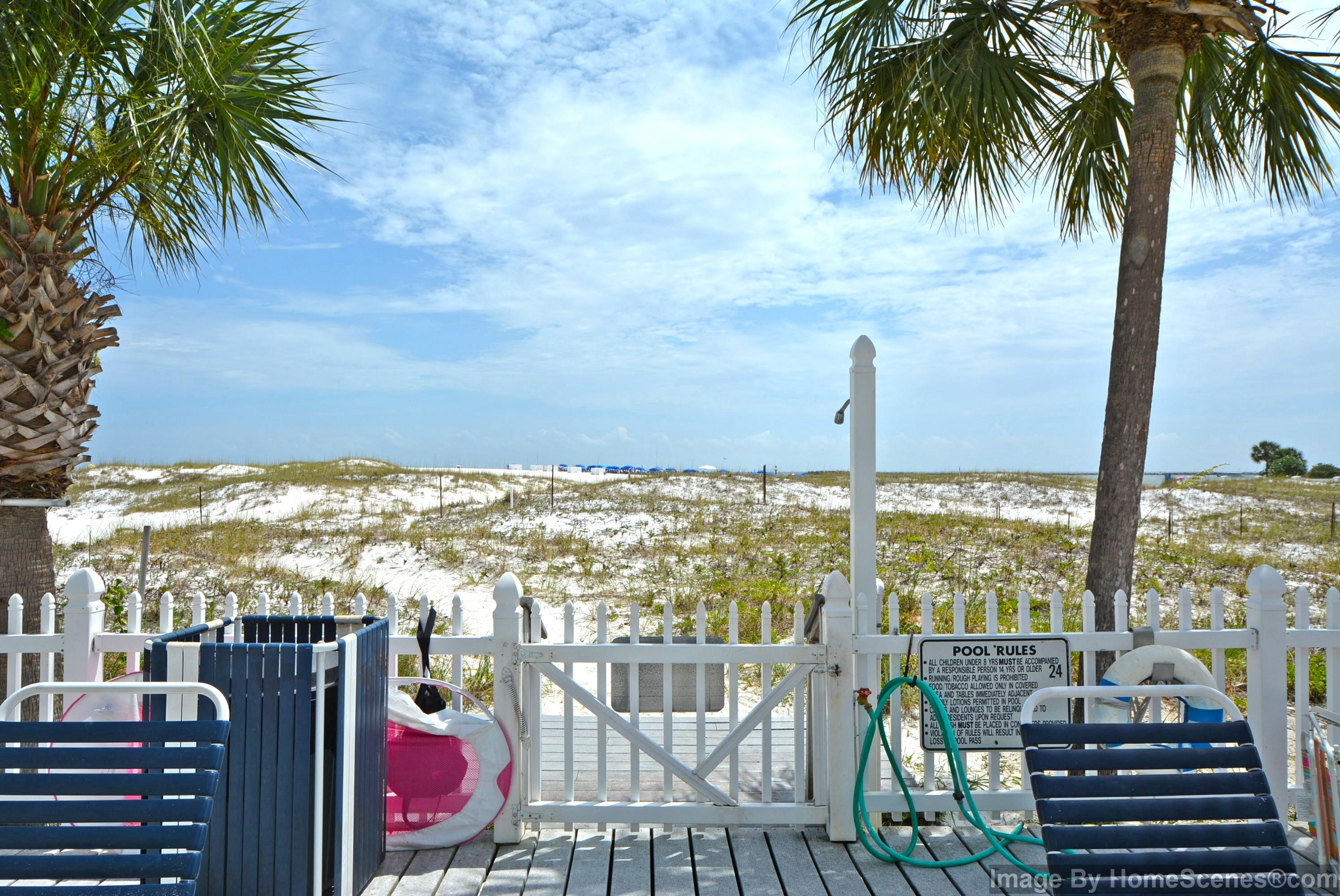 POOLSIDE VILLAS CONDO - Residential