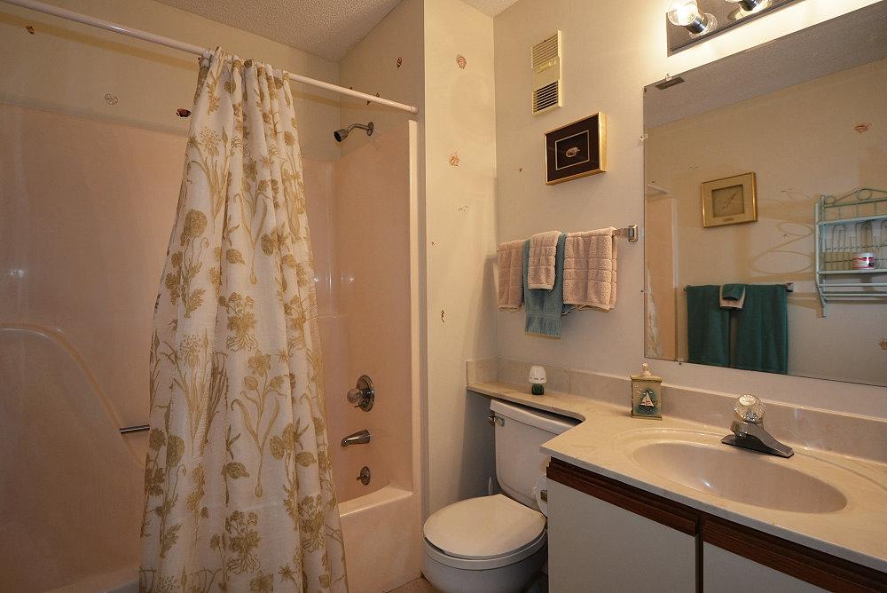 POOLSIDE VILLAS CONDO - Residential