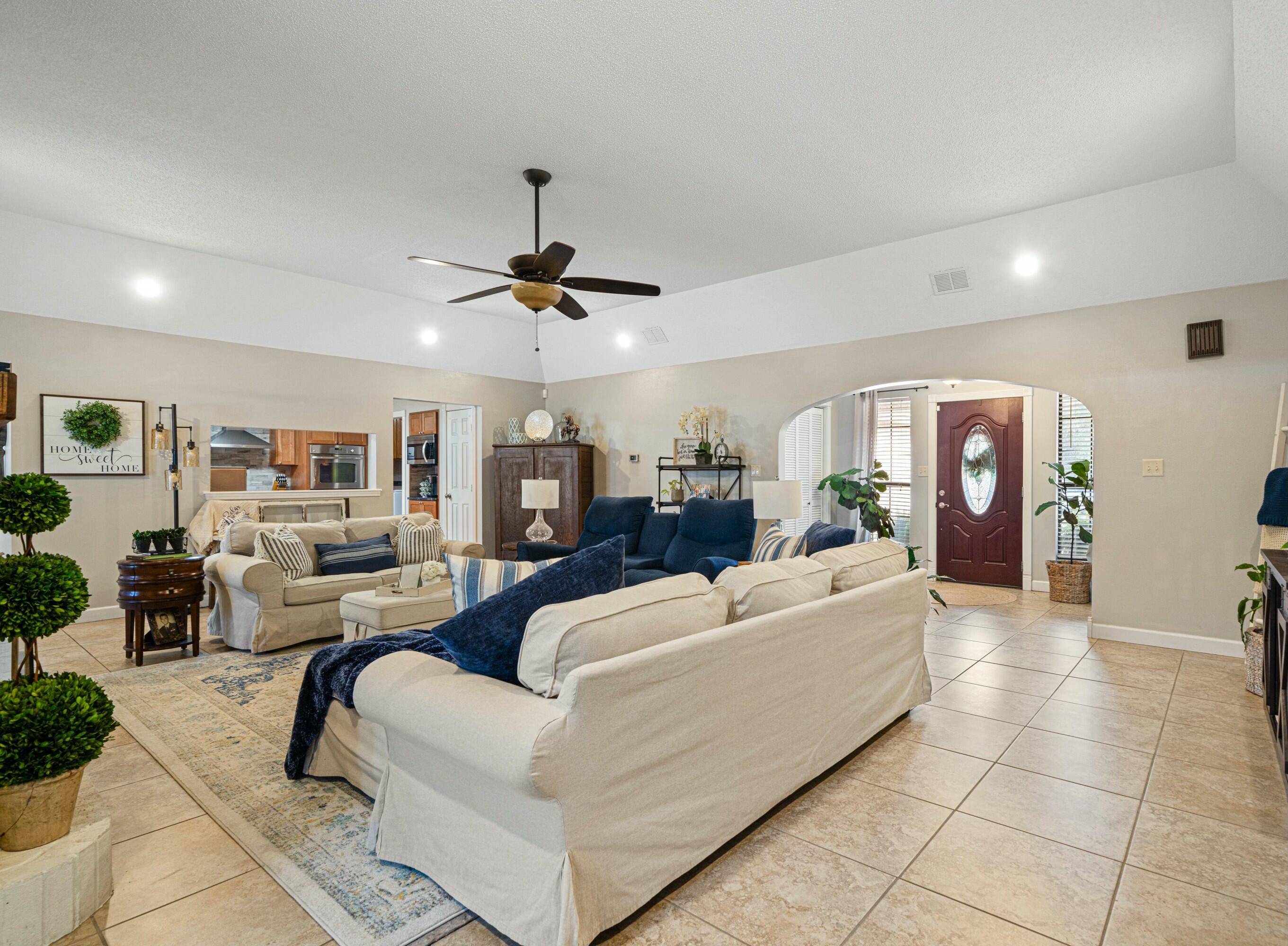 EMERALD POINTE PLAT 1 - Residential