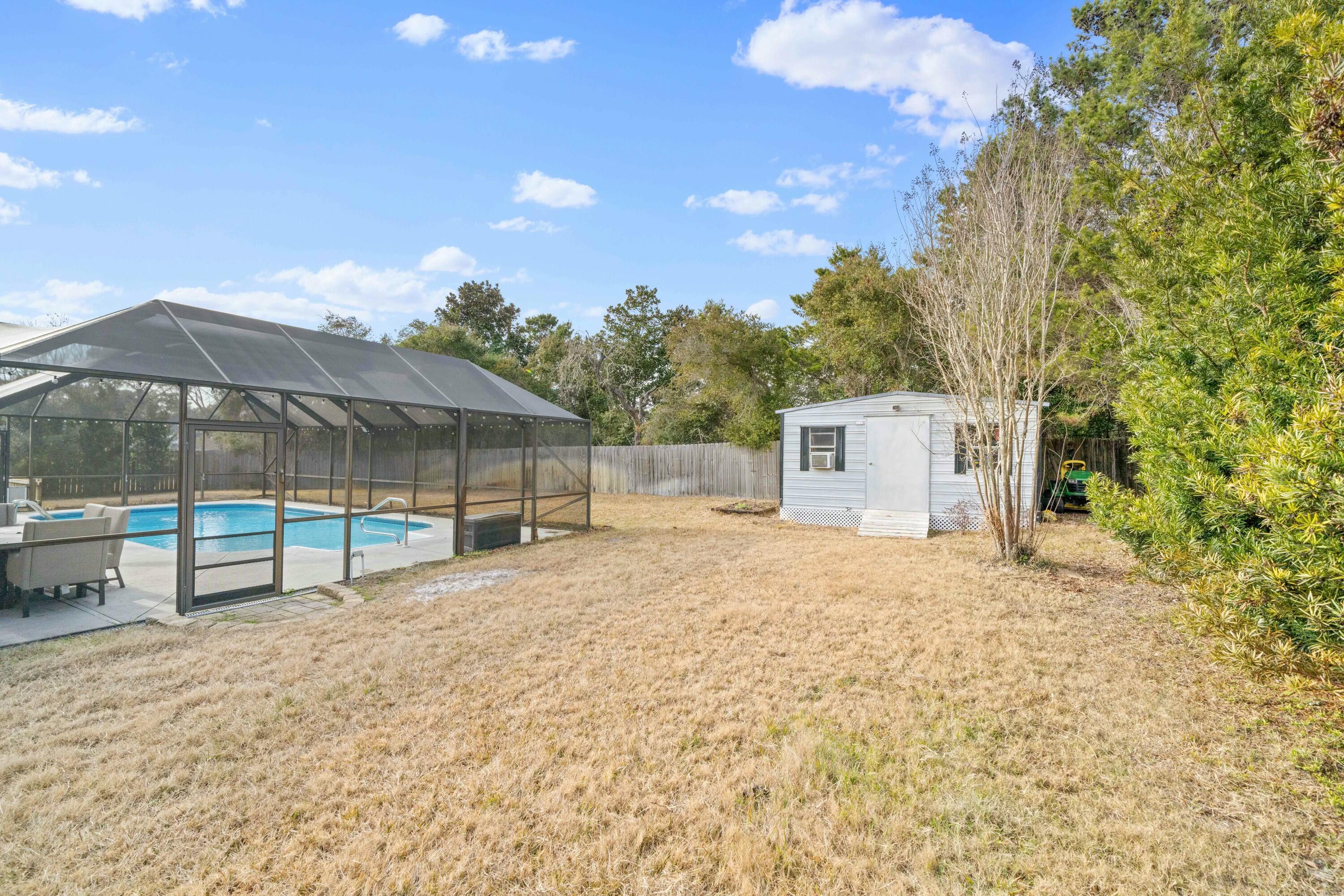 EMERALD POINTE PLAT 1 - Residential