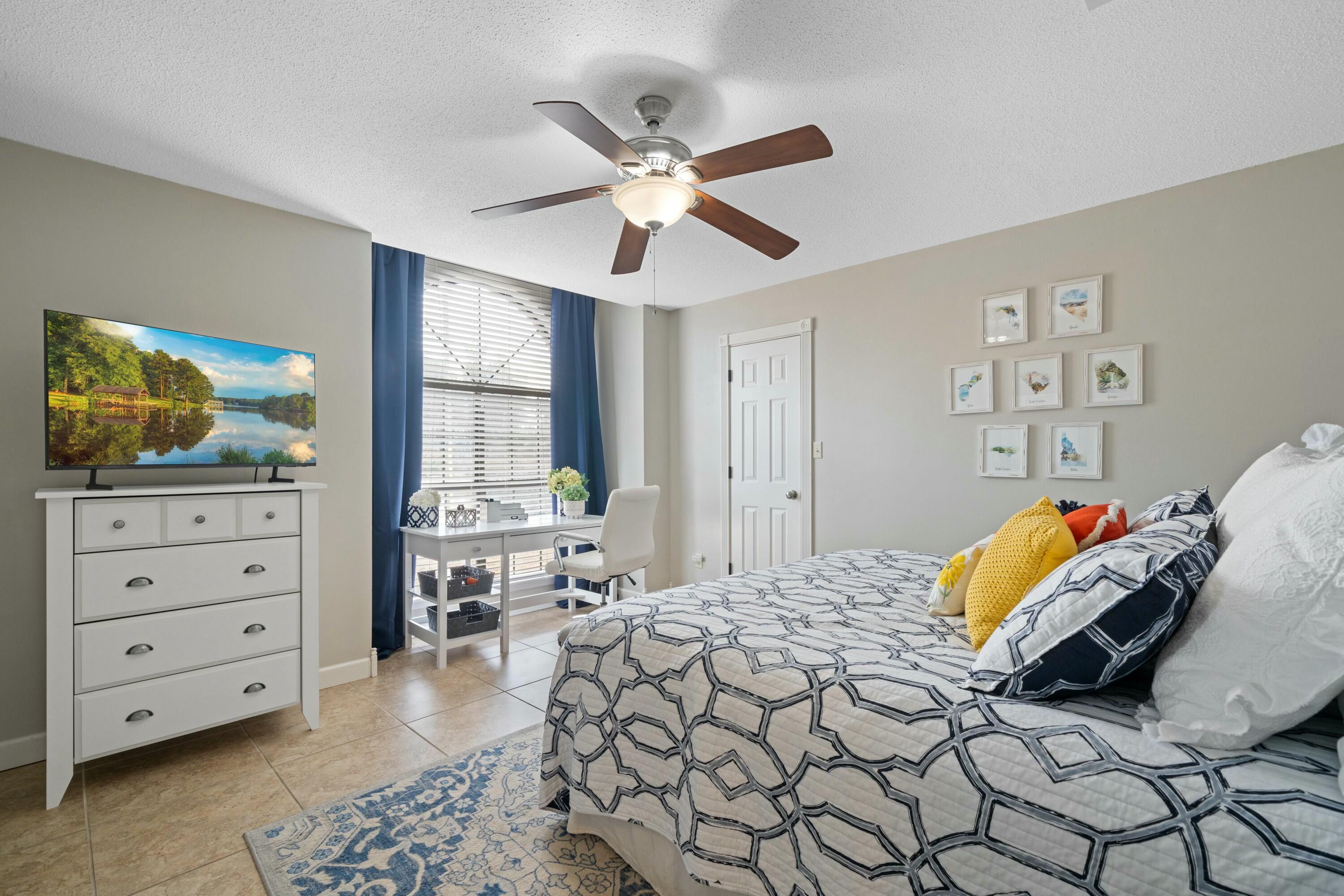 EMERALD POINTE PLAT 1 - Residential