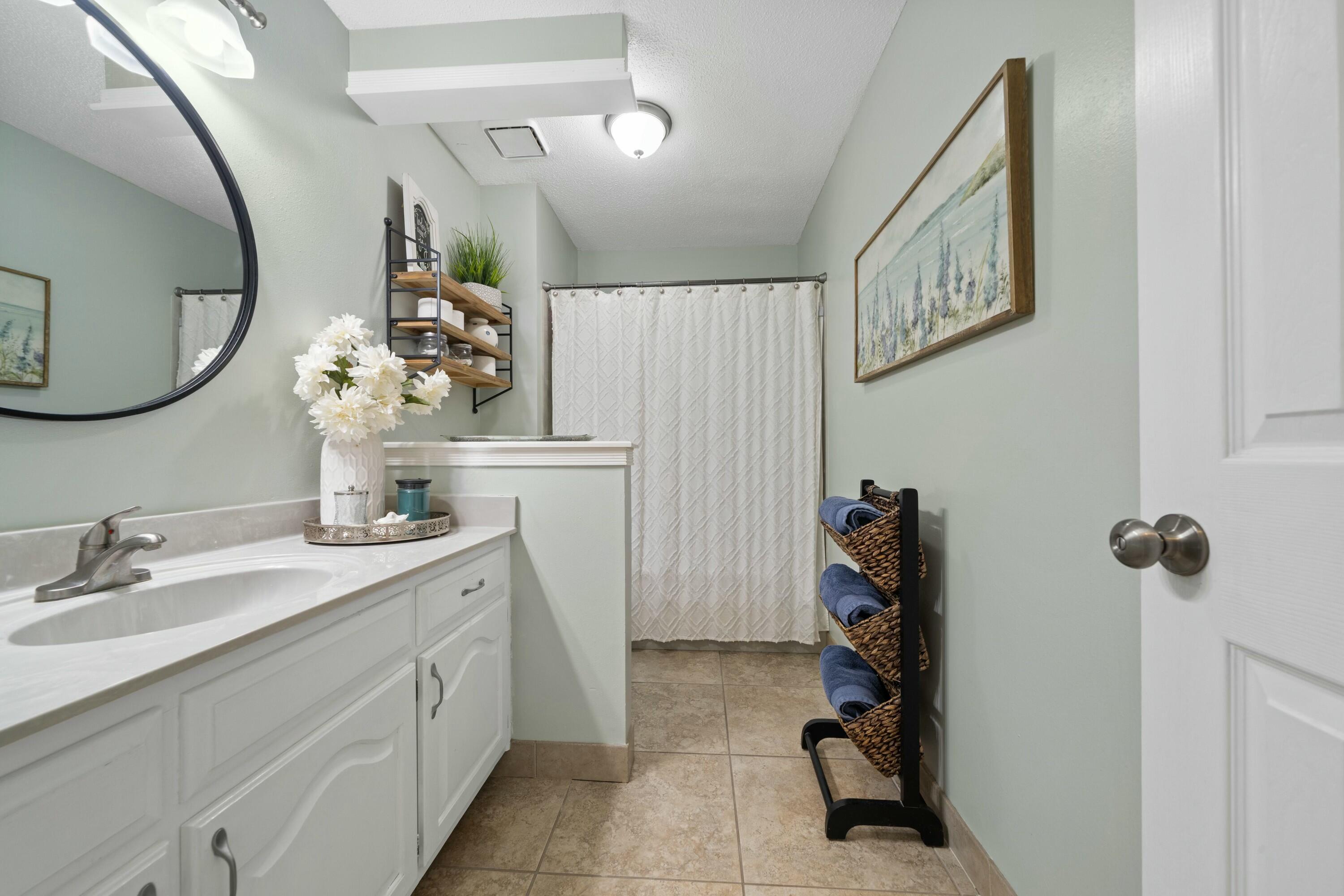 EMERALD POINTE PLAT 1 - Residential