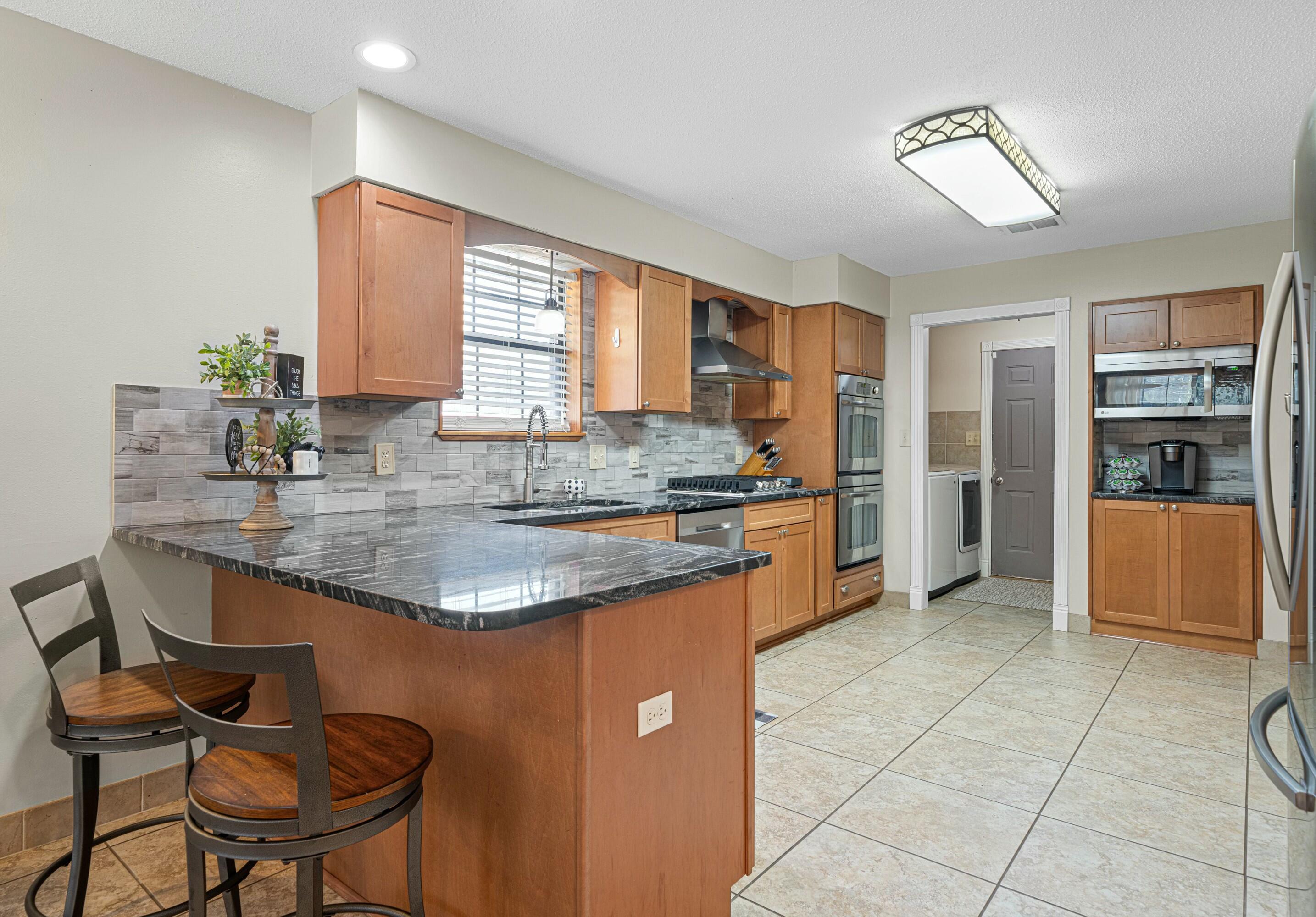 EMERALD POINTE PLAT 1 - Residential