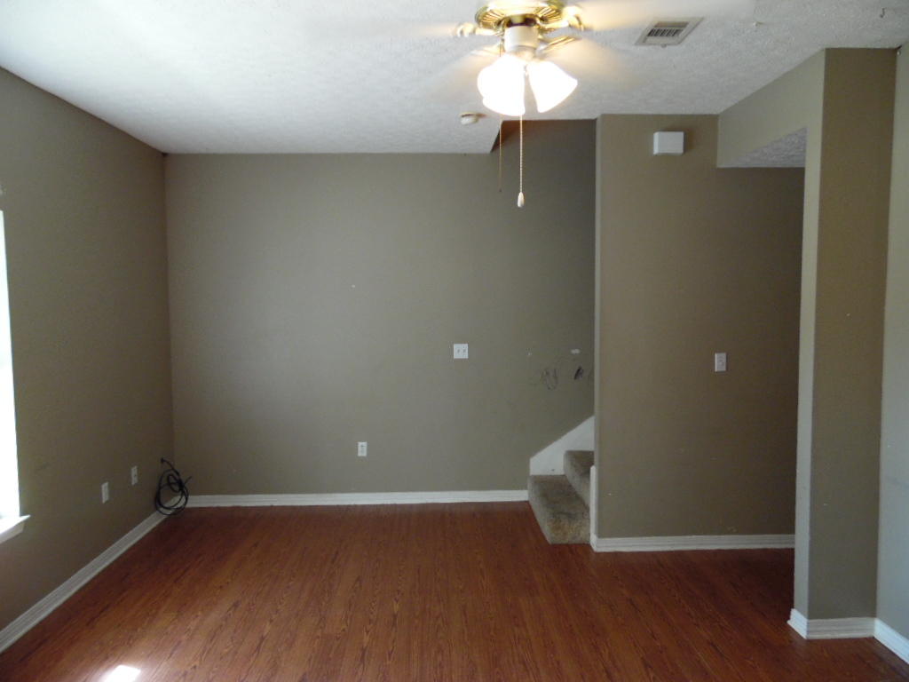 CHATELAINE ESTATES S/D - Residential