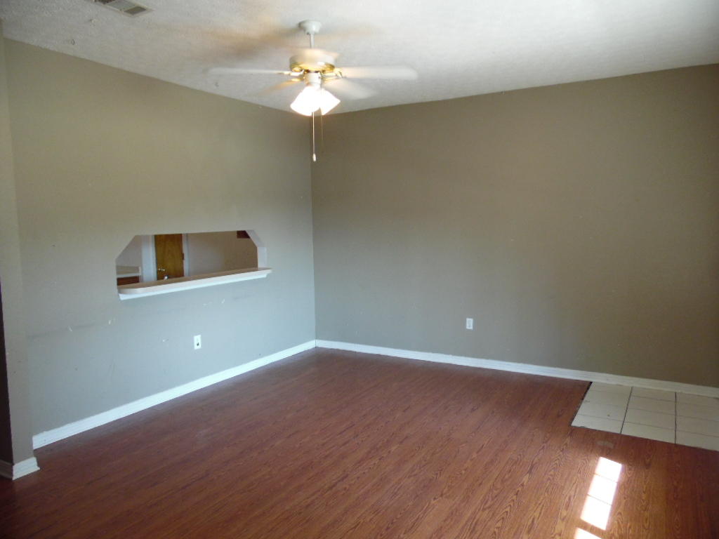 CHATELAINE ESTATES S/D - Residential