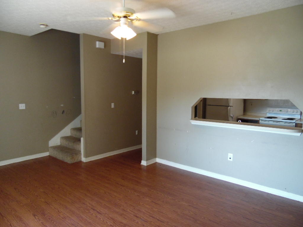 CHATELAINE ESTATES S/D - Residential