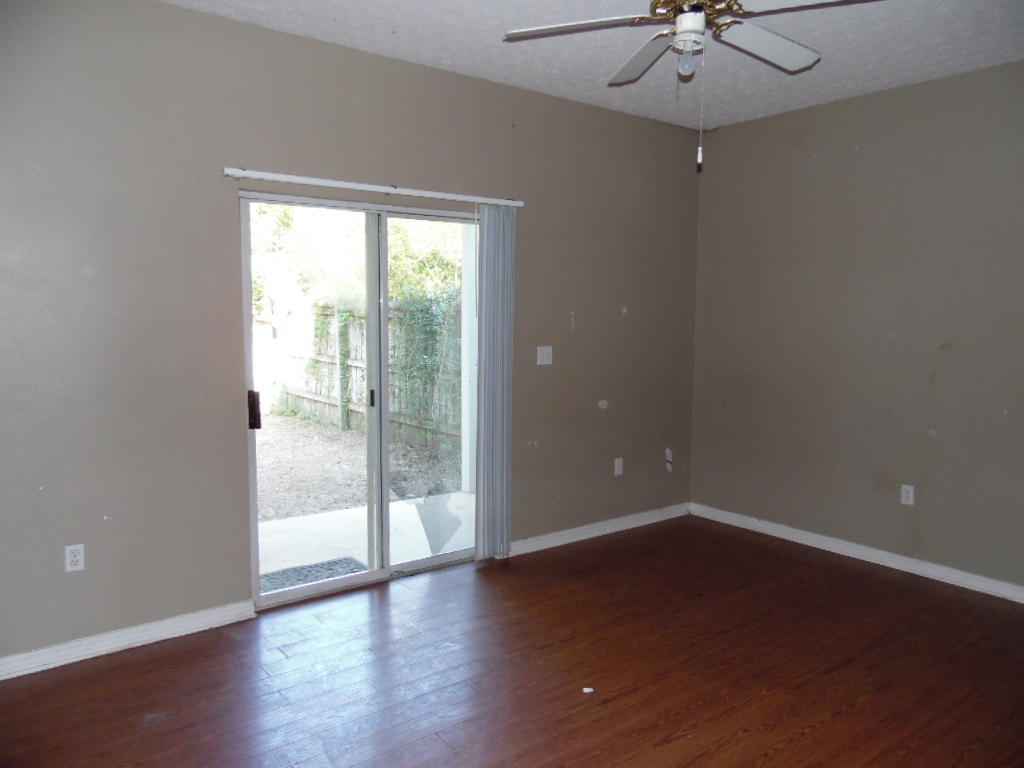 CHATELAINE ESTATES S/D - Residential