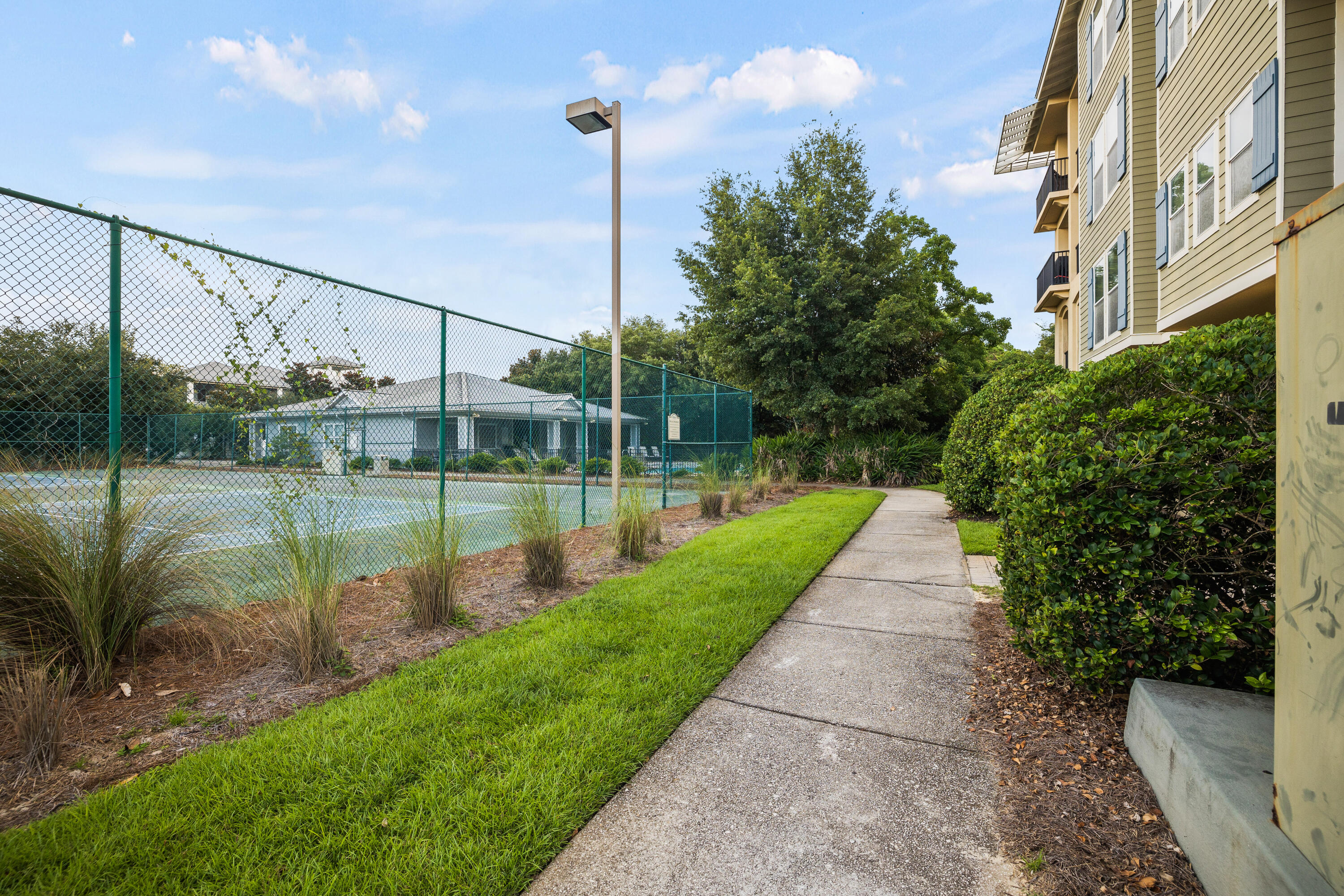 PRESERVE PLACE - Residential