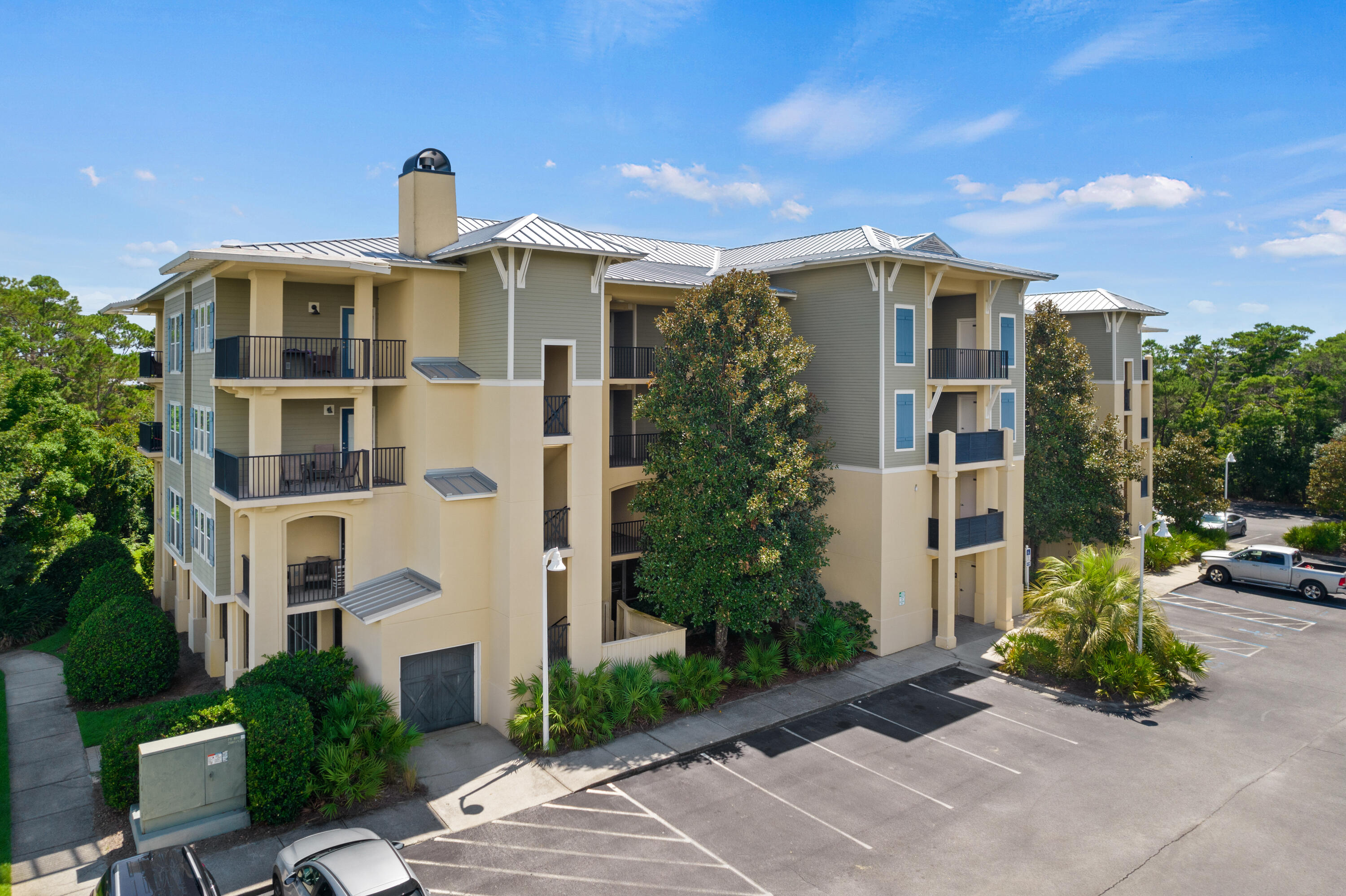 PRESERVE PLACE - Residential