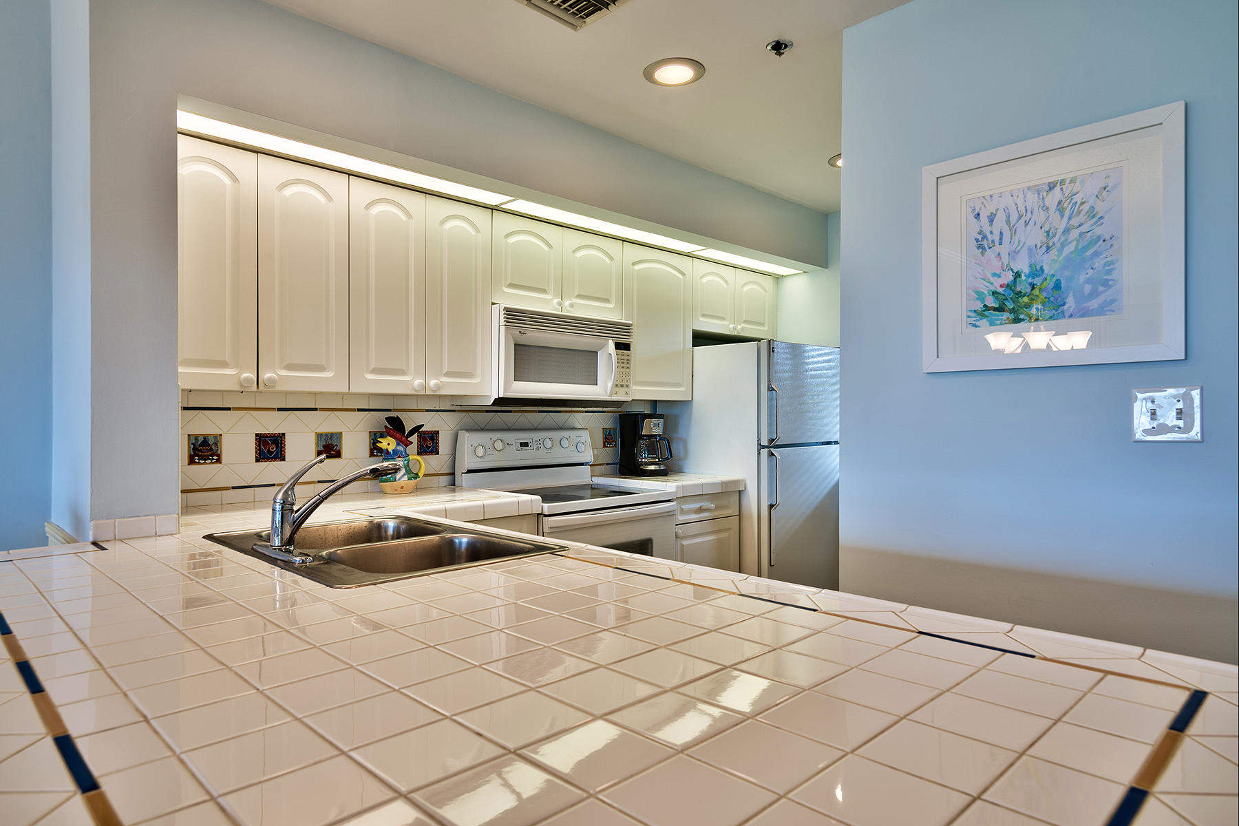 Tops'l Beach Manor - Residential