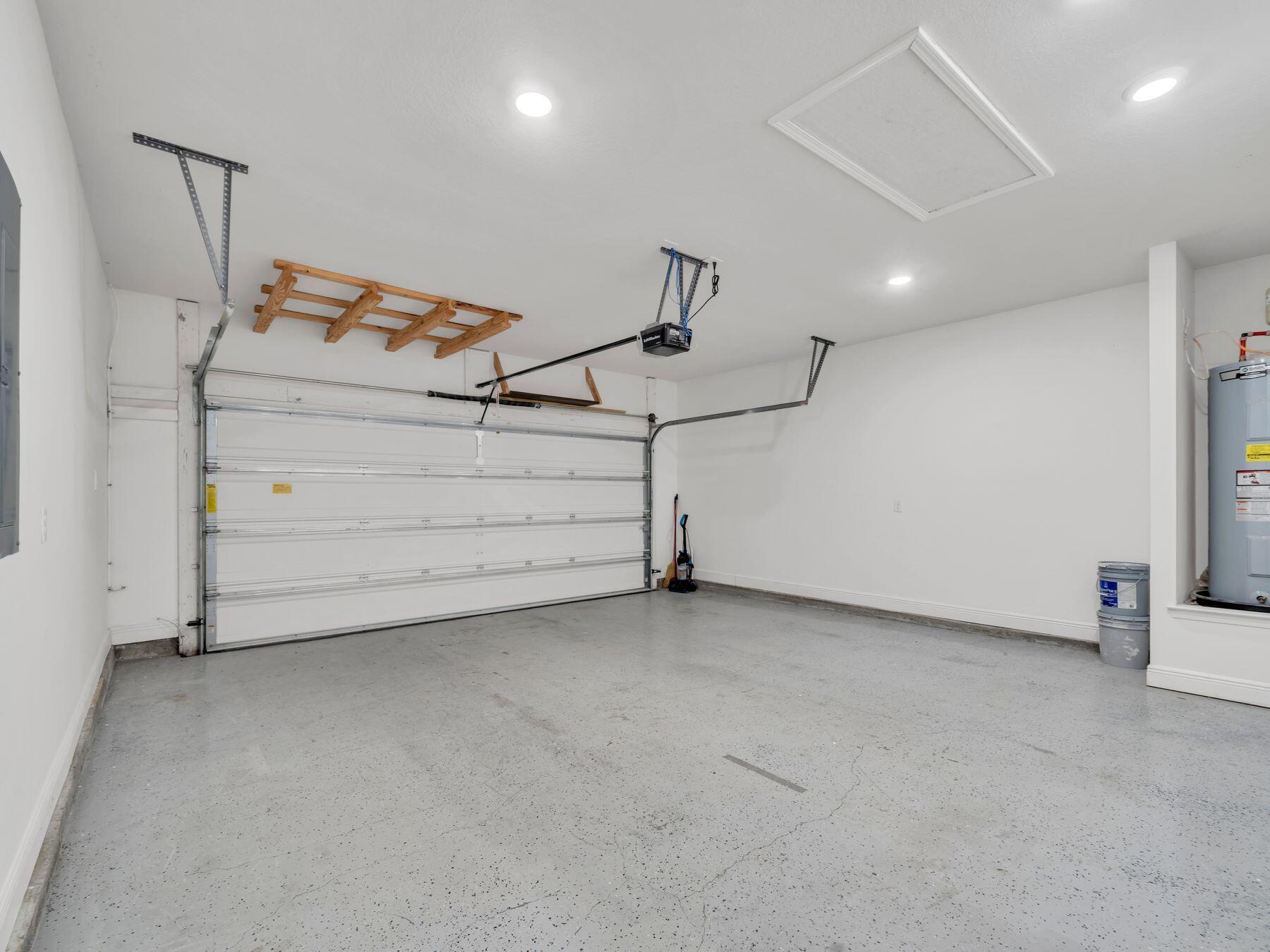 SOUTHERN PINES - Residential