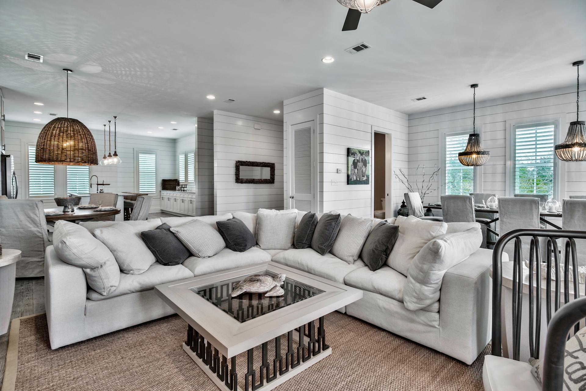 POMPANO PLACE - Residential