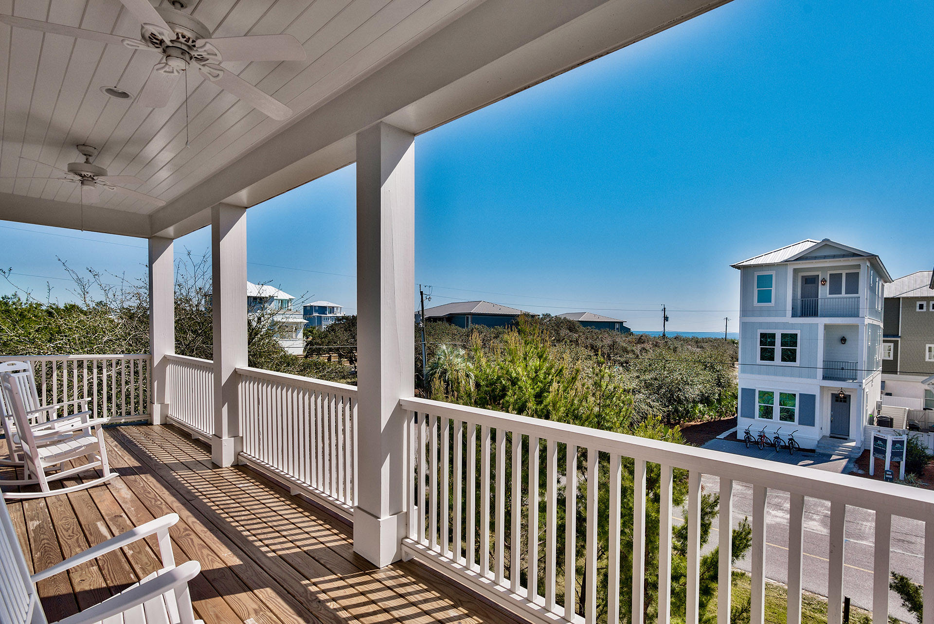 POMPANO PLACE - Residential