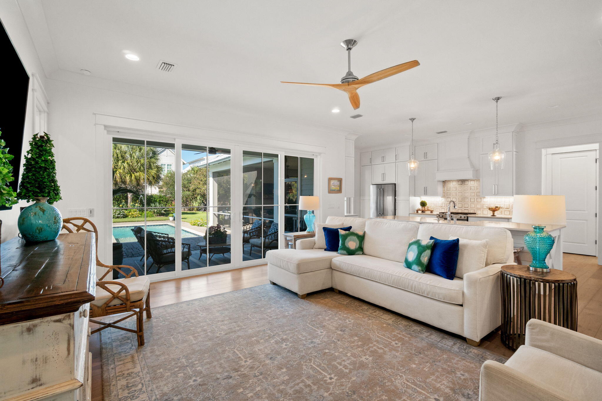 BLUE MOUNTAIN BEACH - Residential