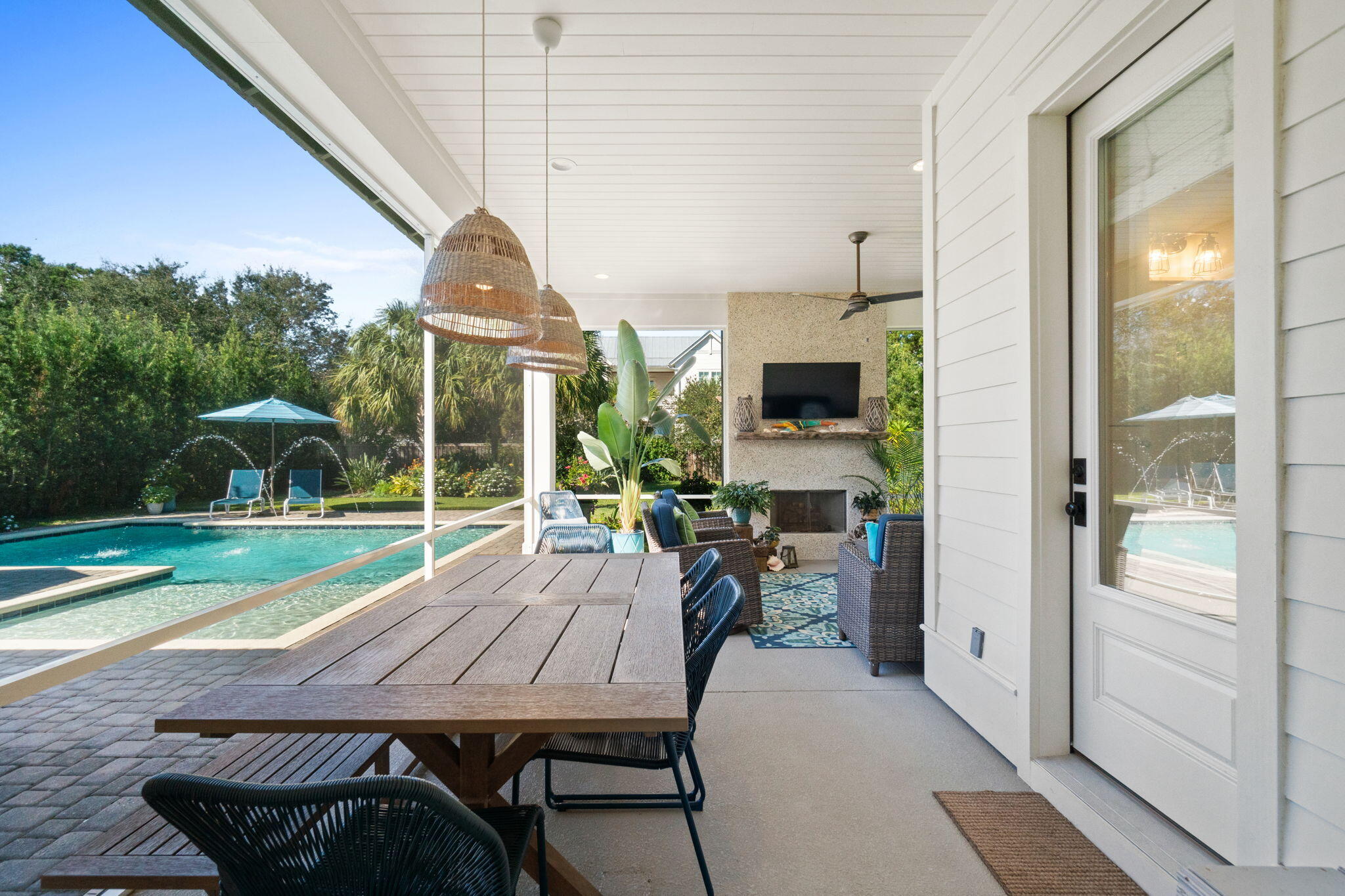 BLUE MOUNTAIN BEACH - Residential
