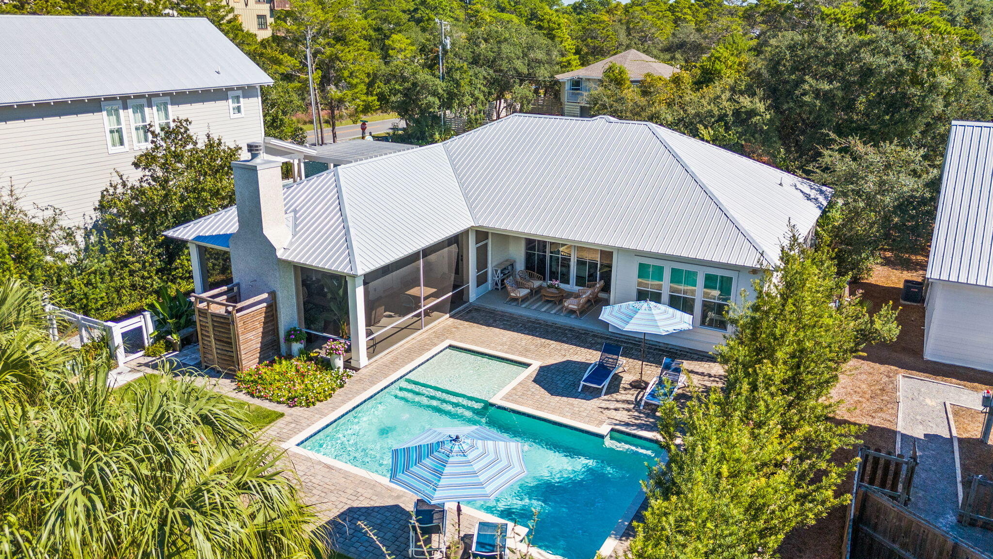 BLUE MOUNTAIN BEACH - Residential