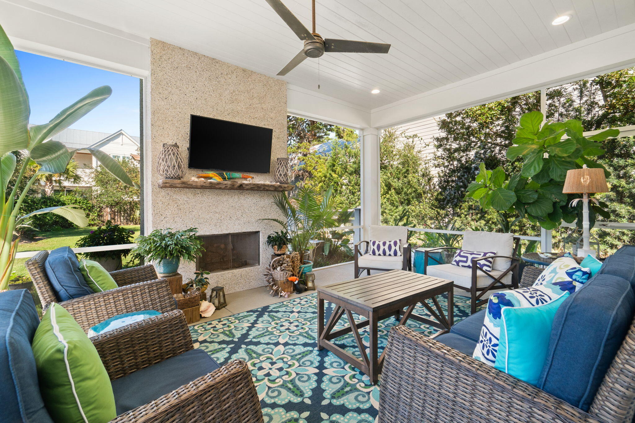 BLUE MOUNTAIN BEACH - Residential