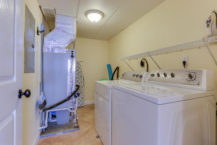 Long Beach Towers - Residential