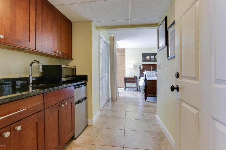 Long Beach Towers - Residential