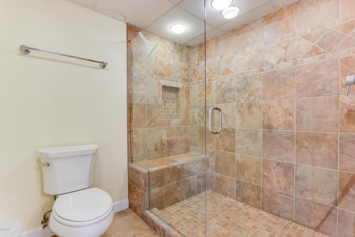 Long Beach Towers - Residential