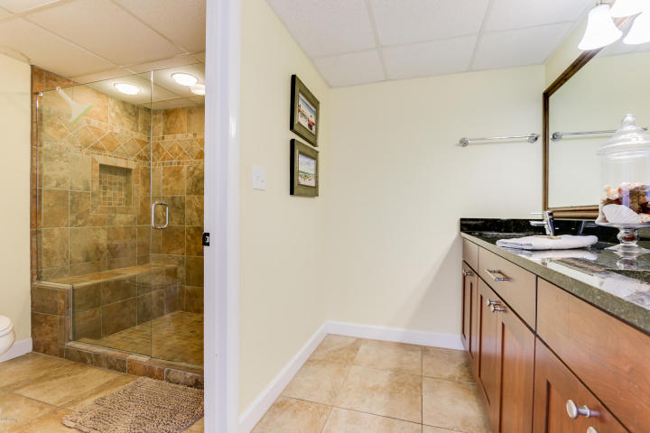 Long Beach Towers - Residential