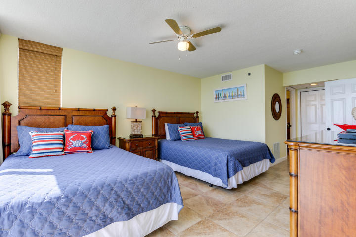 Long Beach Towers - Residential