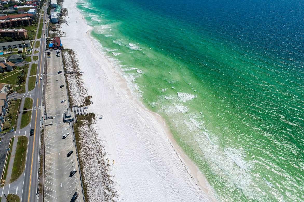 CRYSTAL VILLAGE 2 CONDO PH 2 - Residential