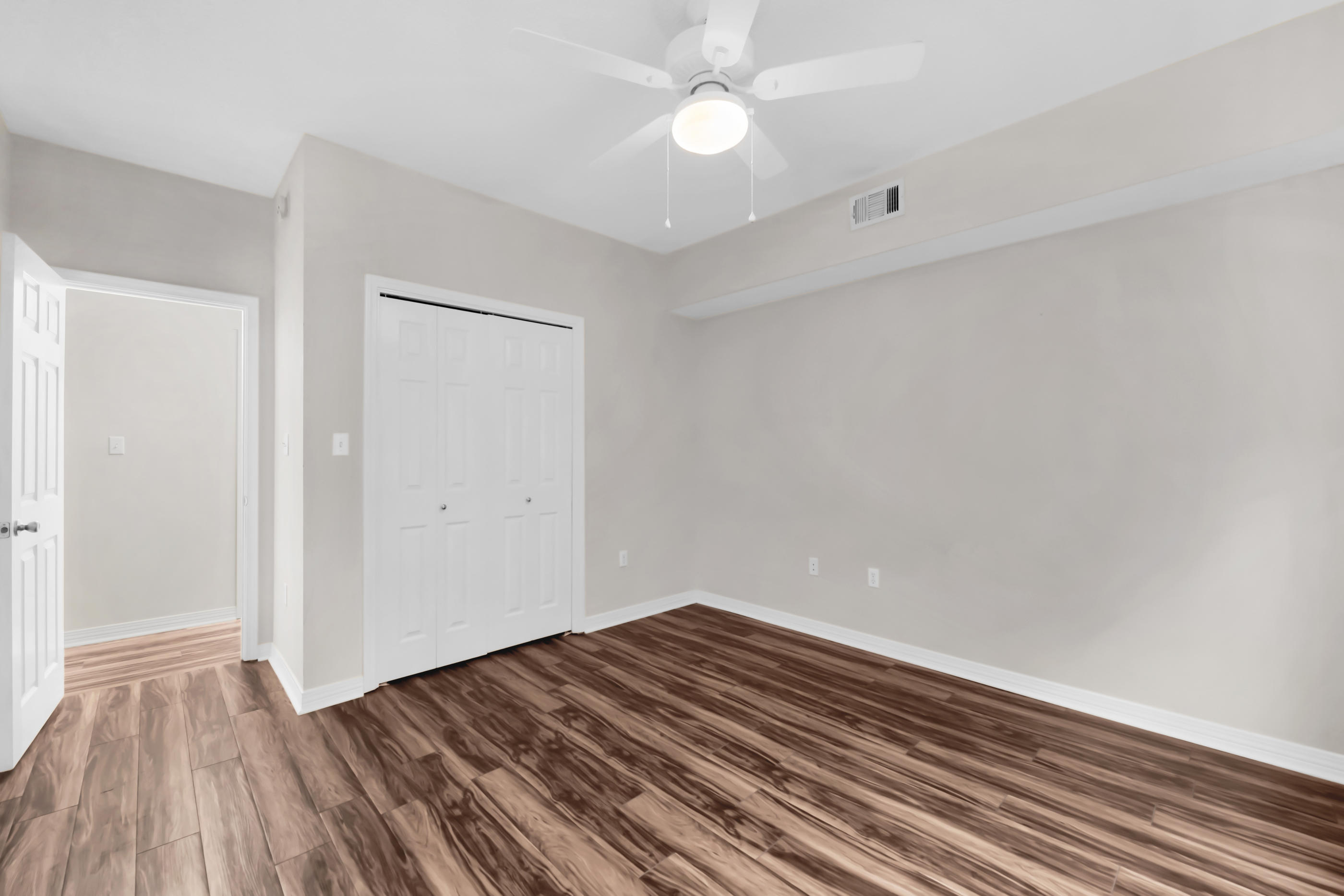 THE OAKS AT NICEVILLE - Residential Lease