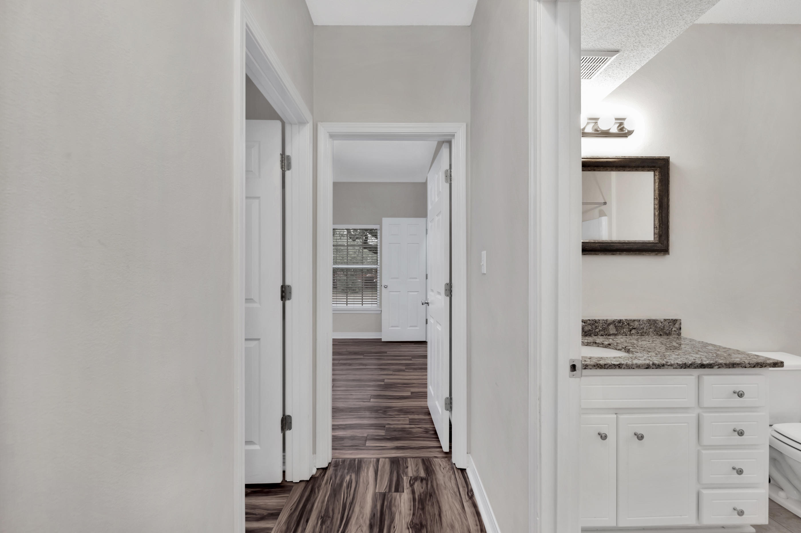 THE OAKS AT NICEVILLE - Residential Lease