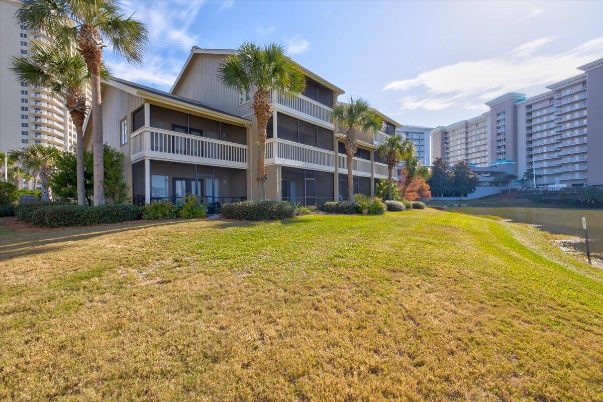 SEASCAPE CONDO PHASE 7 - Residential