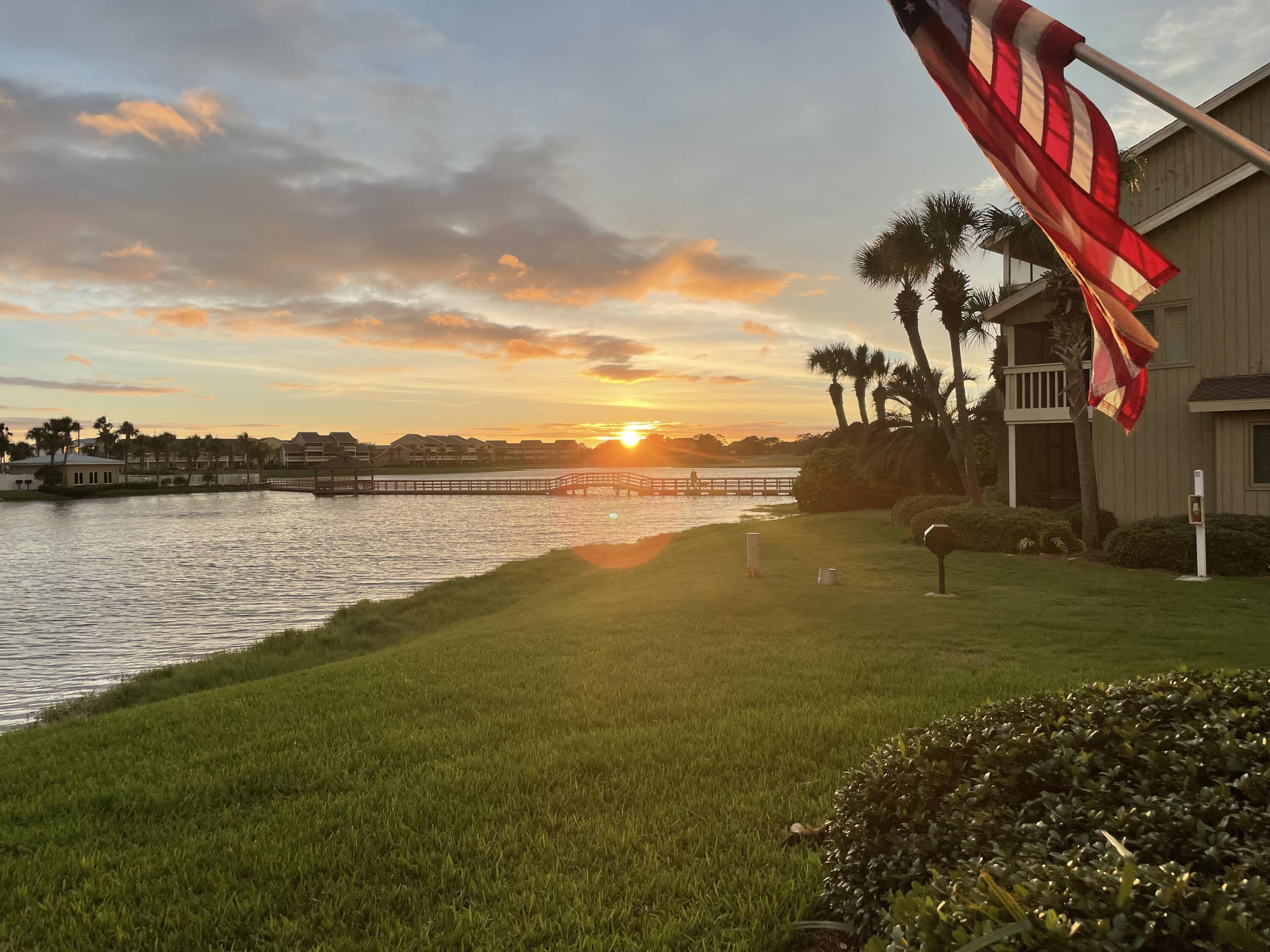 SEASCAPE CONDO PHASE 7 - Residential