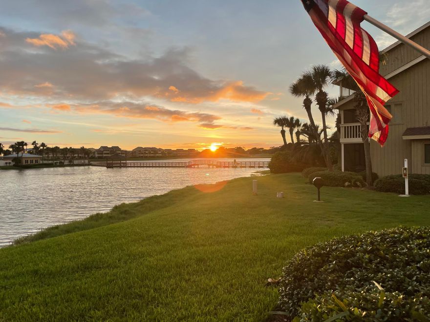 Imagine lake front living just a short stroll from the sugar white sands of the Emerald Coast. This one bed, one bath is in immaculate condition and features crown molding throughout. Its a perfect opportunity for the young professional or empty nester to relocate and live in paradise. Seascape is a gated community that features an 18 hole golf course, 7 tennis courts, 5 pools (1 heated), restaurants, outdoor activities, much more!