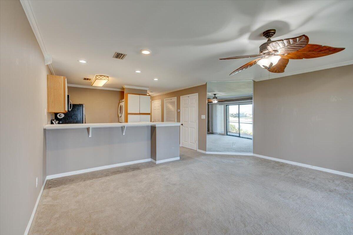 SEASCAPE CONDO PHASE 7 - Residential