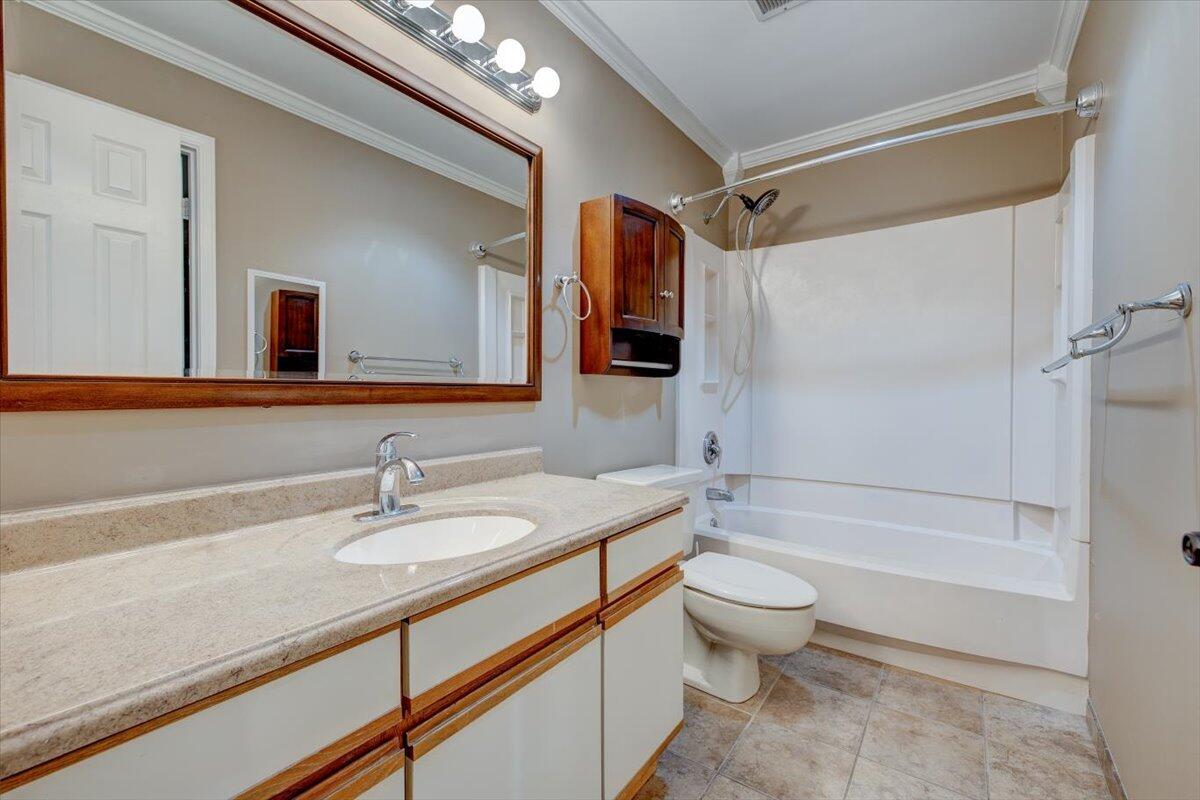 SEASCAPE CONDO PHASE 7 - Residential