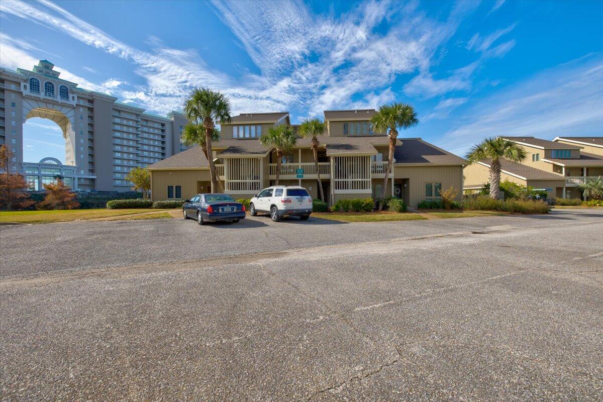 SEASCAPE CONDO PHASE 7 - Residential