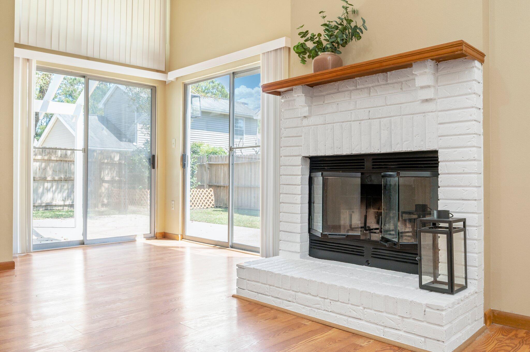 CANTERBURY WOODS 1ST ADDN - Residential