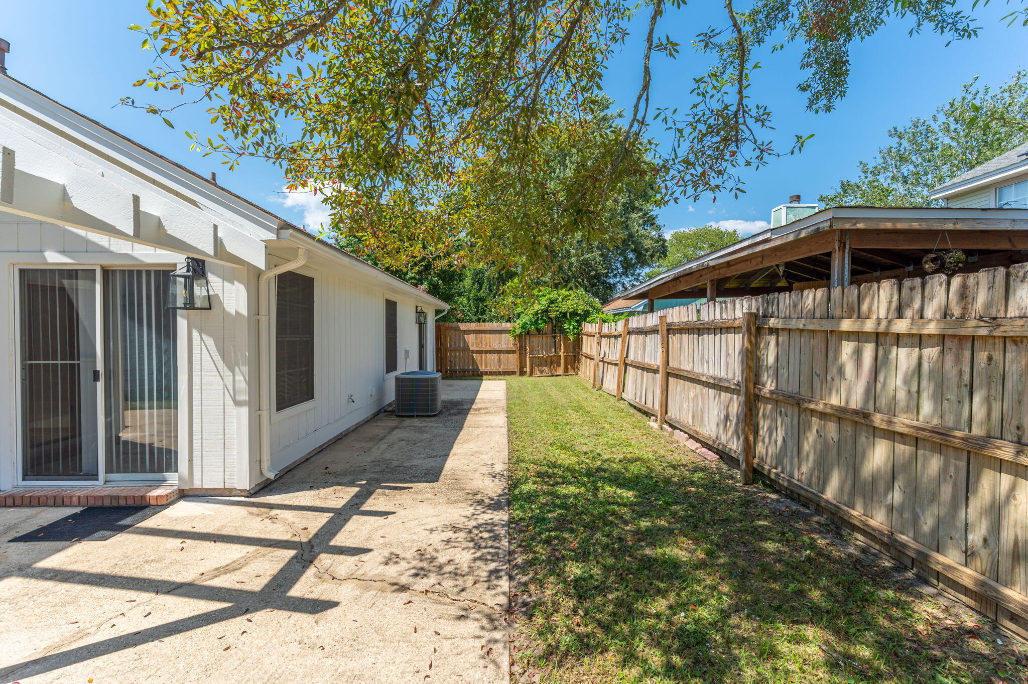 CANTERBURY WOODS 1ST ADDN - Residential