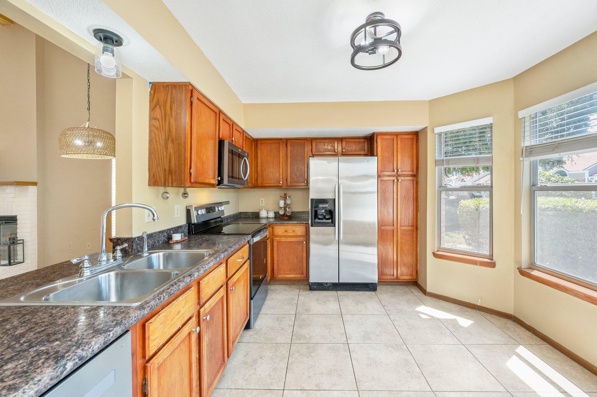 CANTERBURY WOODS 1ST ADDN - Residential