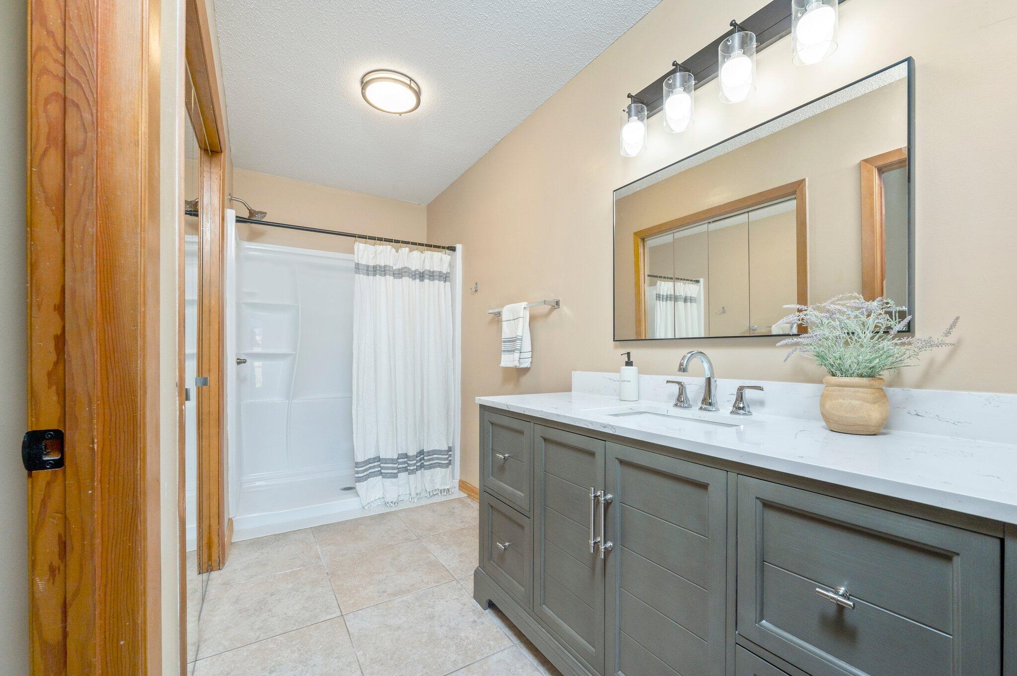 CANTERBURY WOODS 1ST ADDN - Residential