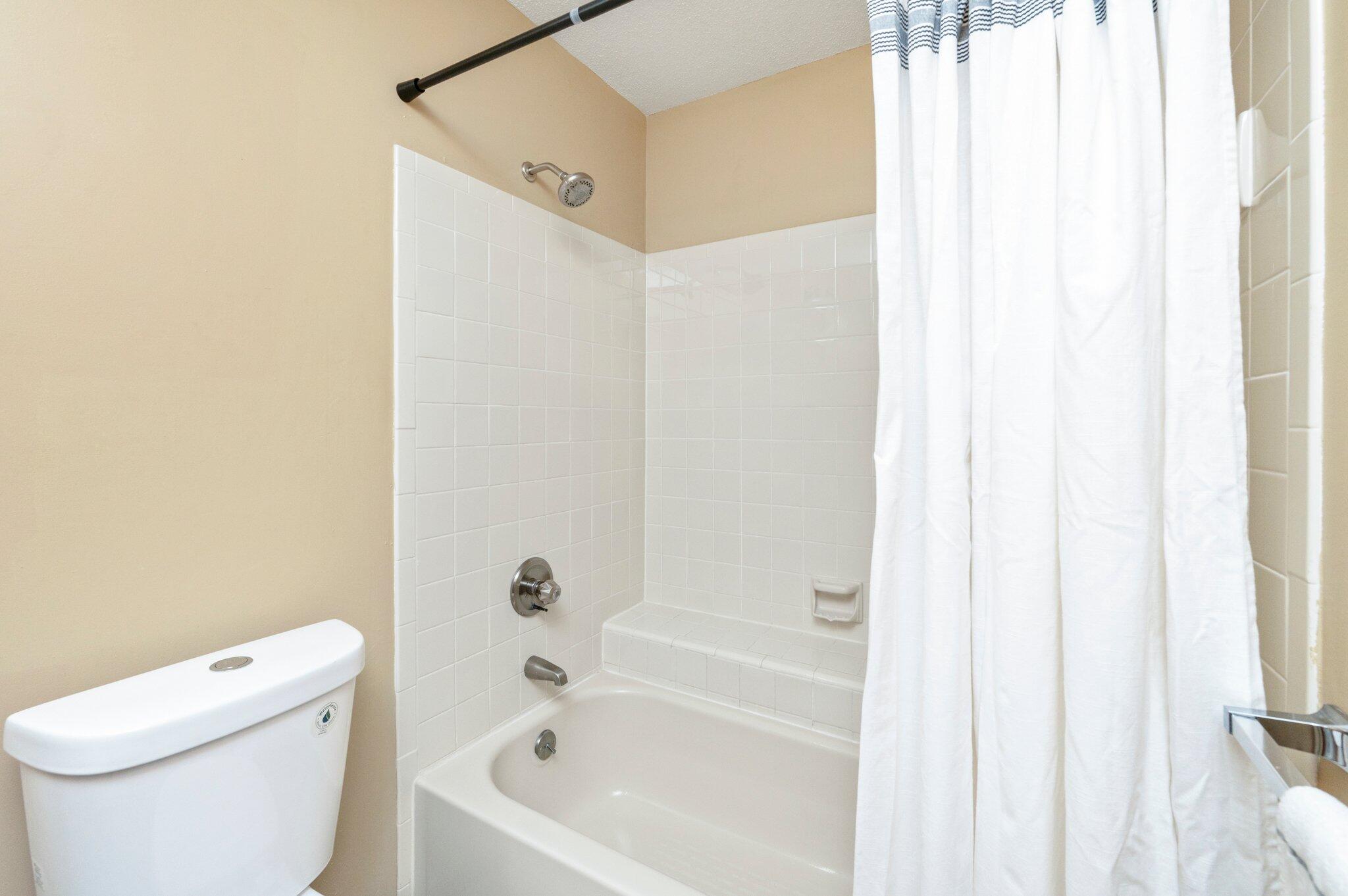 CANTERBURY WOODS 1ST ADDN - Residential