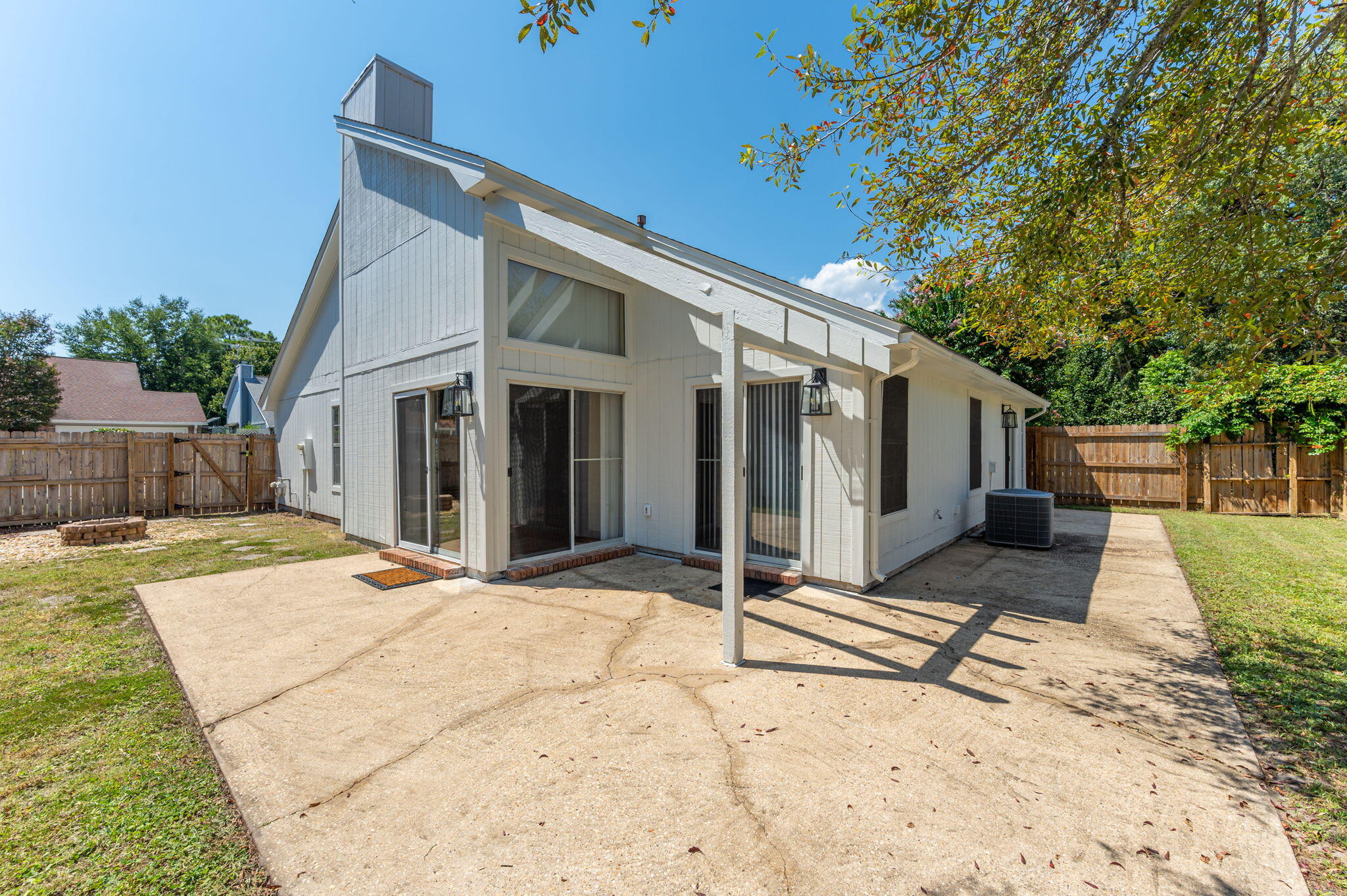 CANTERBURY WOODS 1ST ADDN - Residential